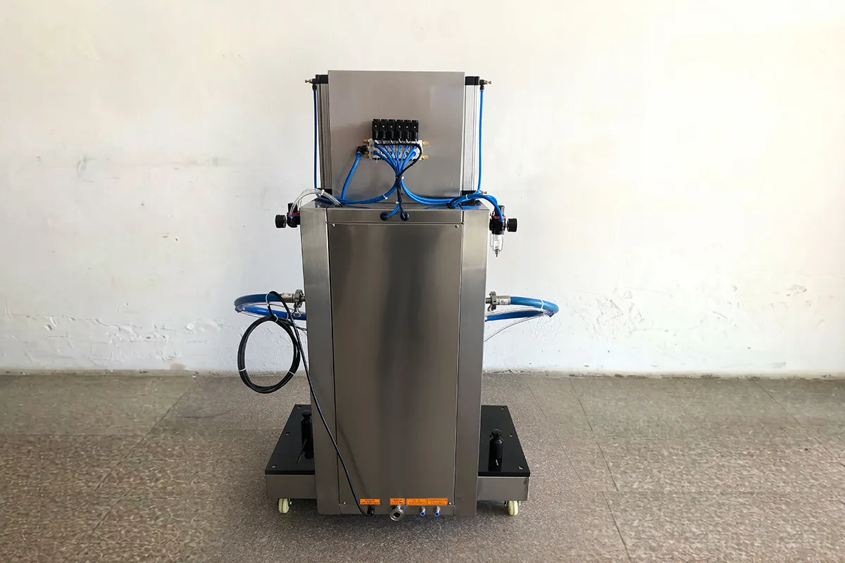 PLC control panel of industrial 2 head counter pressure keg filler