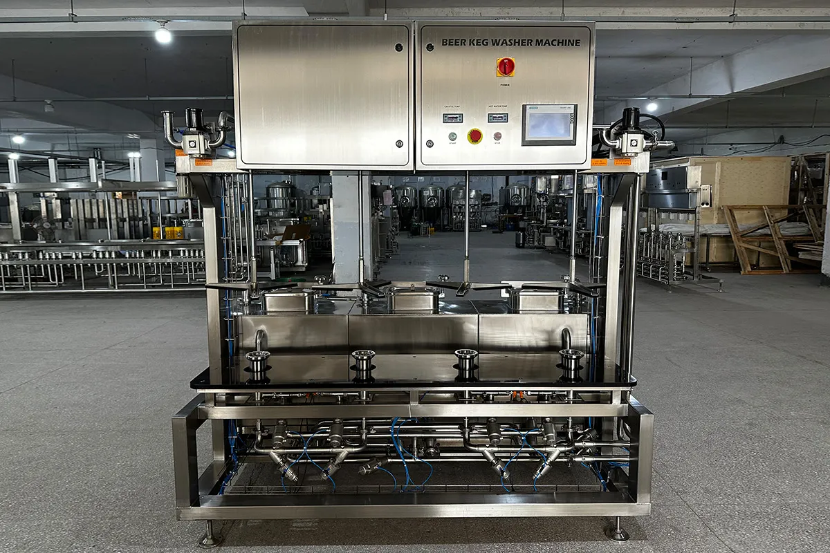 Automatic four heads canning machine for medium craft beer production