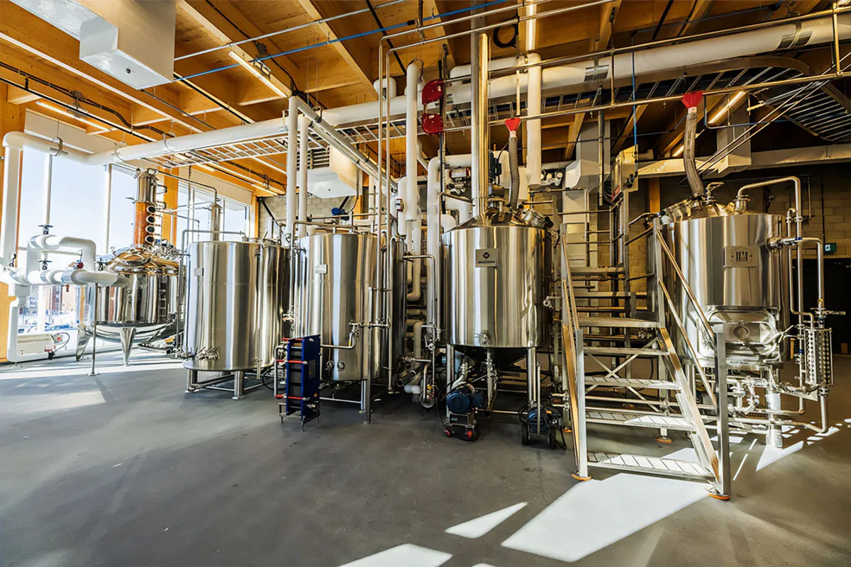 Stainless steel 7 barrel brewhouse