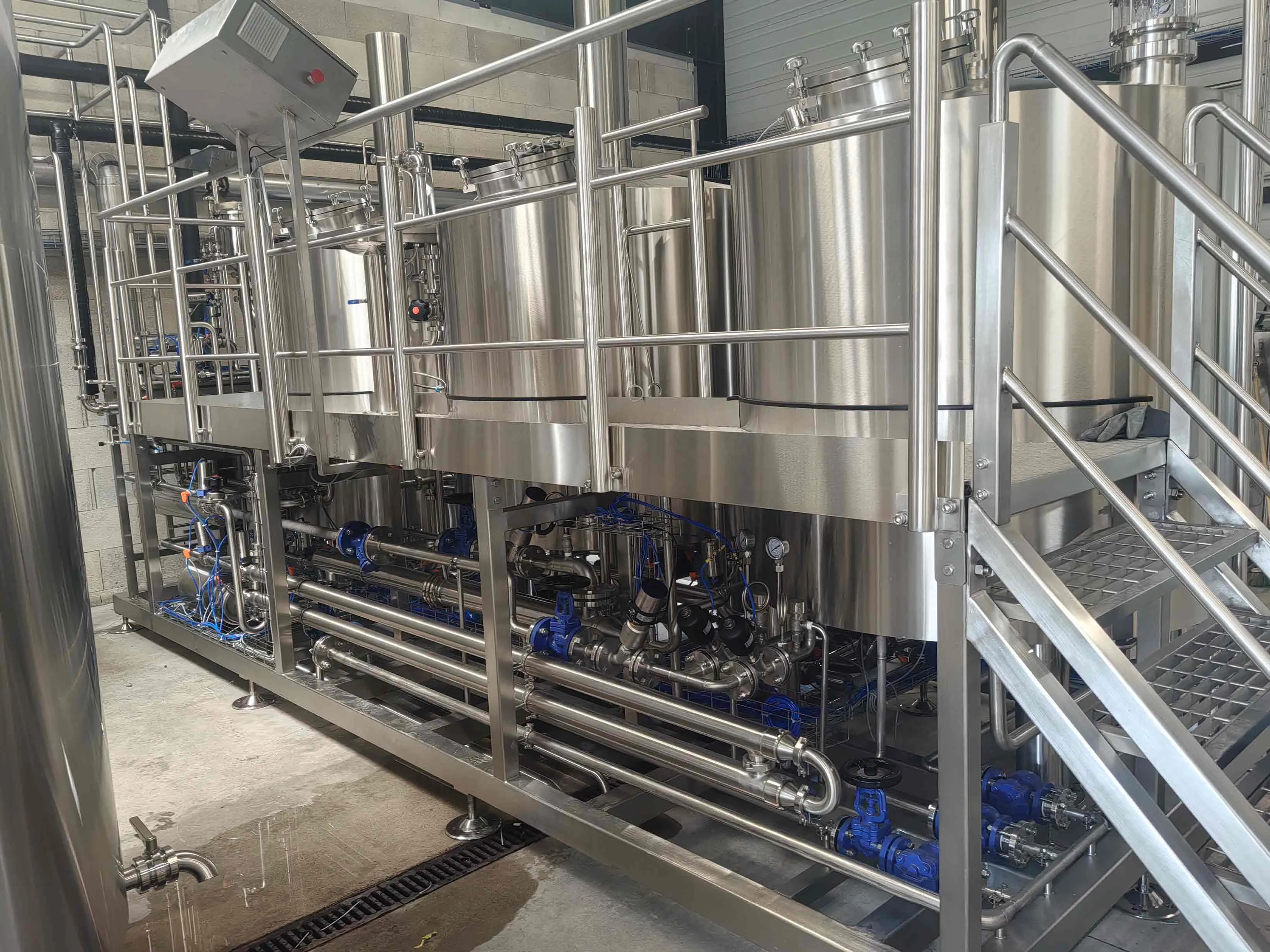 piping and valve system of 10hl auto brewing project brasserie vif