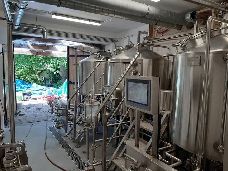 Misery Beer 5HL beer brewing system complete installation in Harzé Belgium