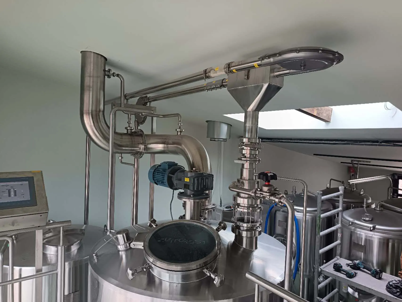 Stainless steel piping and valves in Zeitgeist Brewing brewery