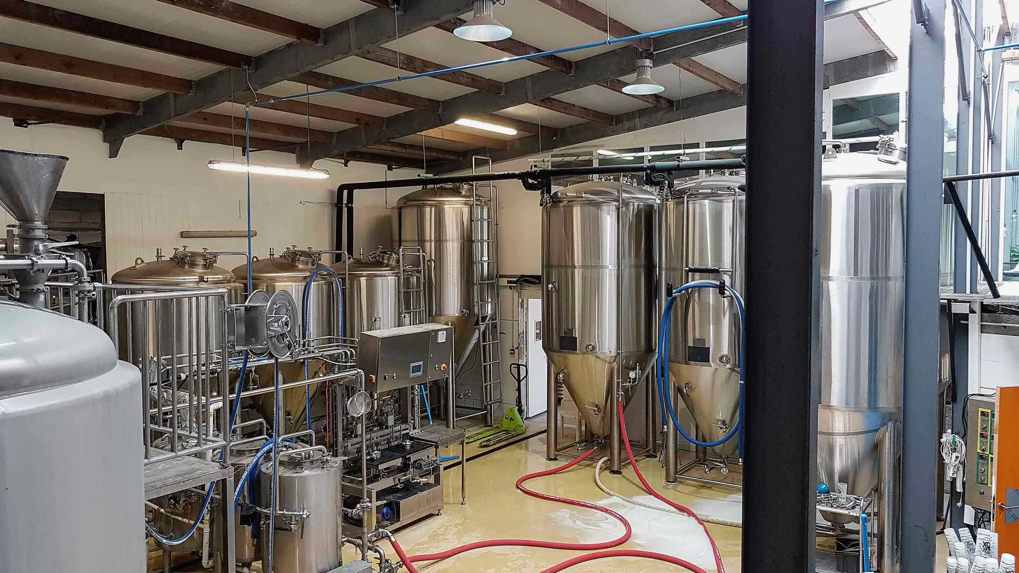 20hl micro brewhouse core equipment at brasserie artisanale ox ile-de-france
