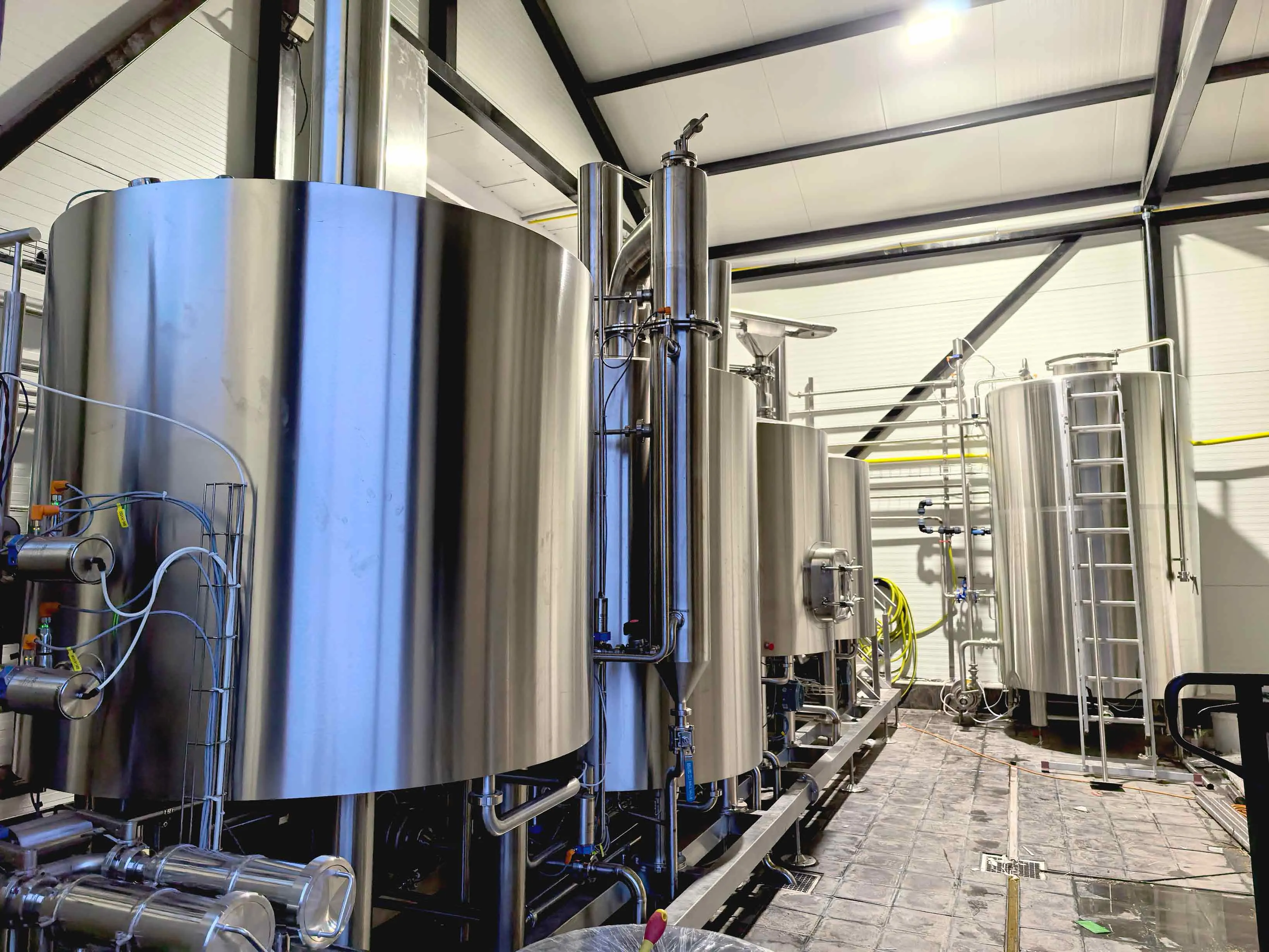 piping and valve system of 10hl semi automatic brewery project presovsky pivovar