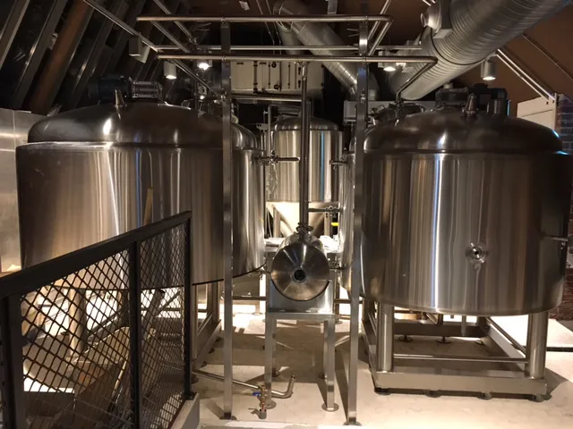 10HL mash lauter tun and kettle whirlpool vessels at Den Bosch craft brewery
