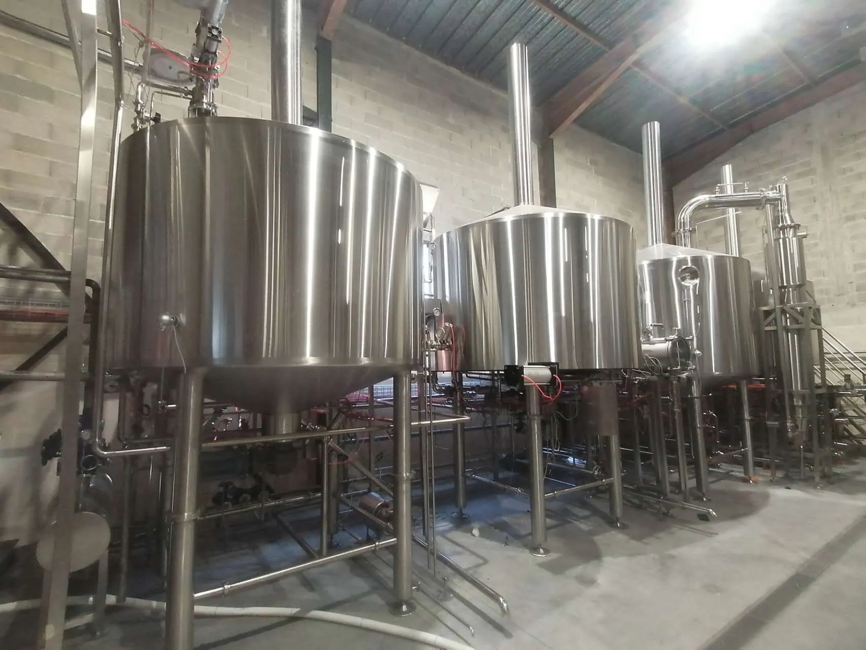 Brasserie L'Amista 25HL brewing system complete installation