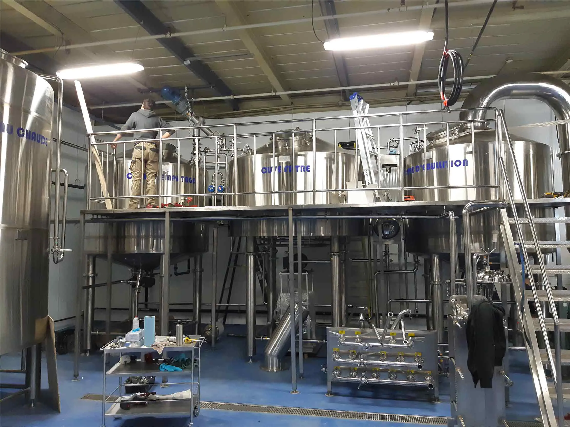 25HL complete brewing system project for Avant-Garde Artisans Brasseurs