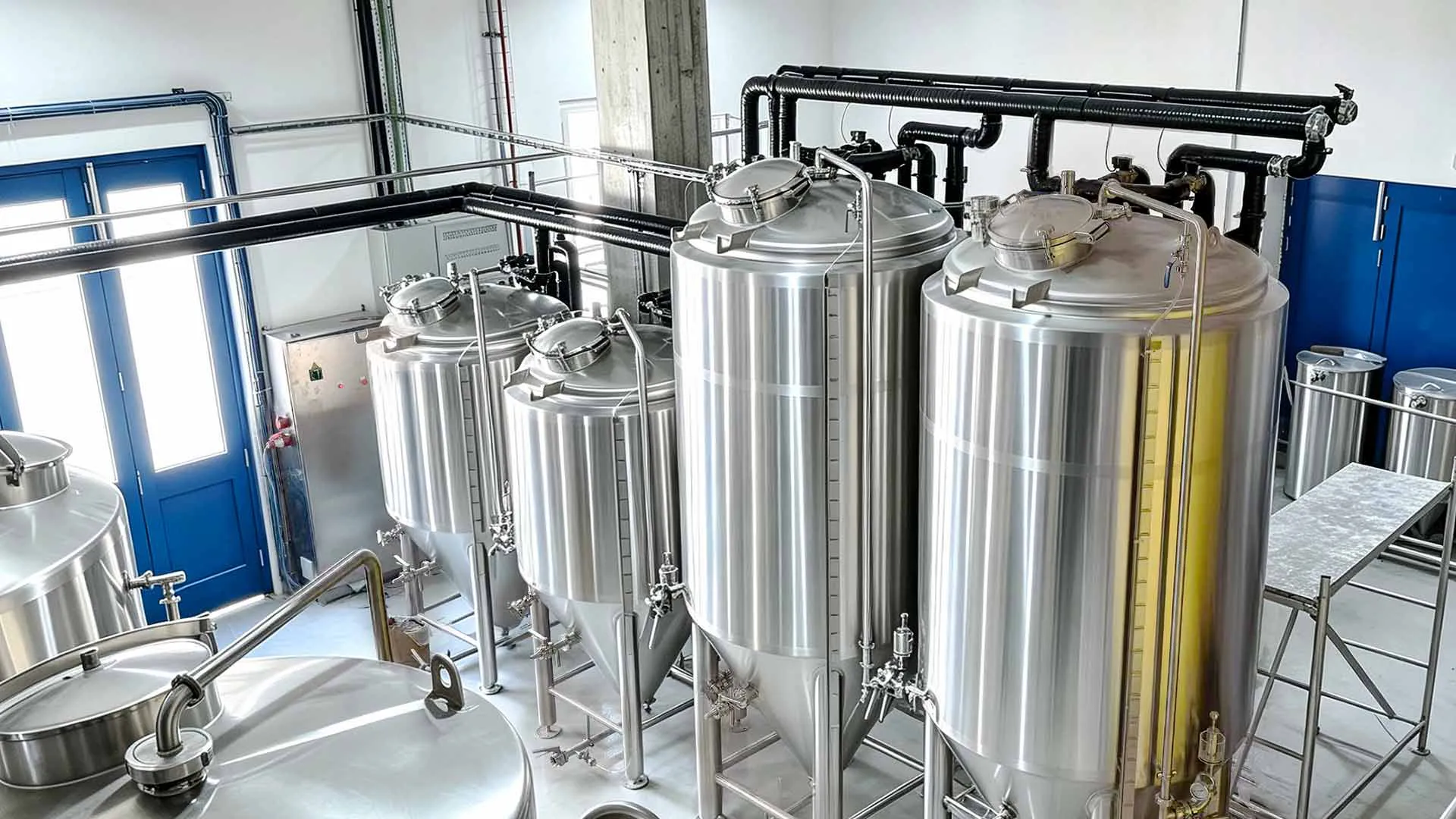 Image 1: A new 10HL brewery completion in Malta