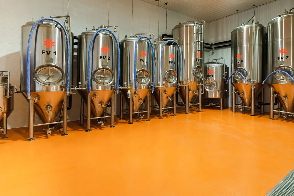 ZYB Craft 500L-1000L brewery unitank fermenter full equipment