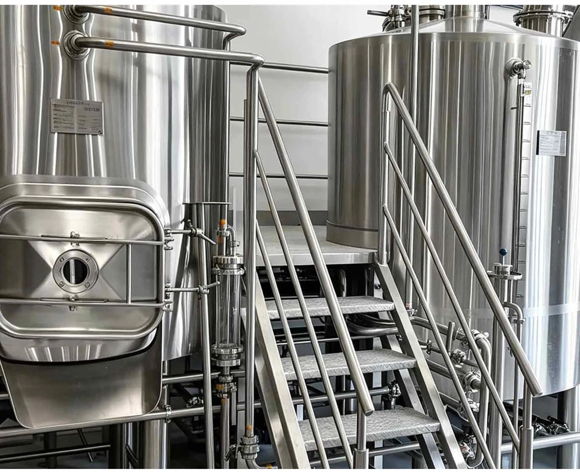10HL complete craft brewery system for Malta beer production project