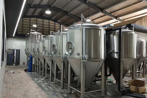 10HL brewery cellar expansion project for craft beer fermentation