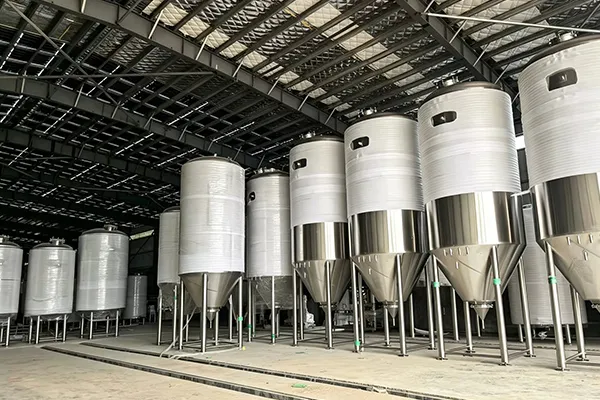 Équipement de brasserie Niugini Brewery Limited de 100 000 HL par an