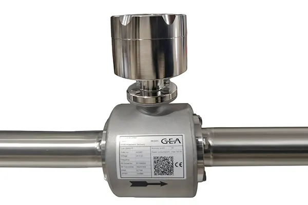 Portable ultrasonic flowmeter for pipeline fluid measurement